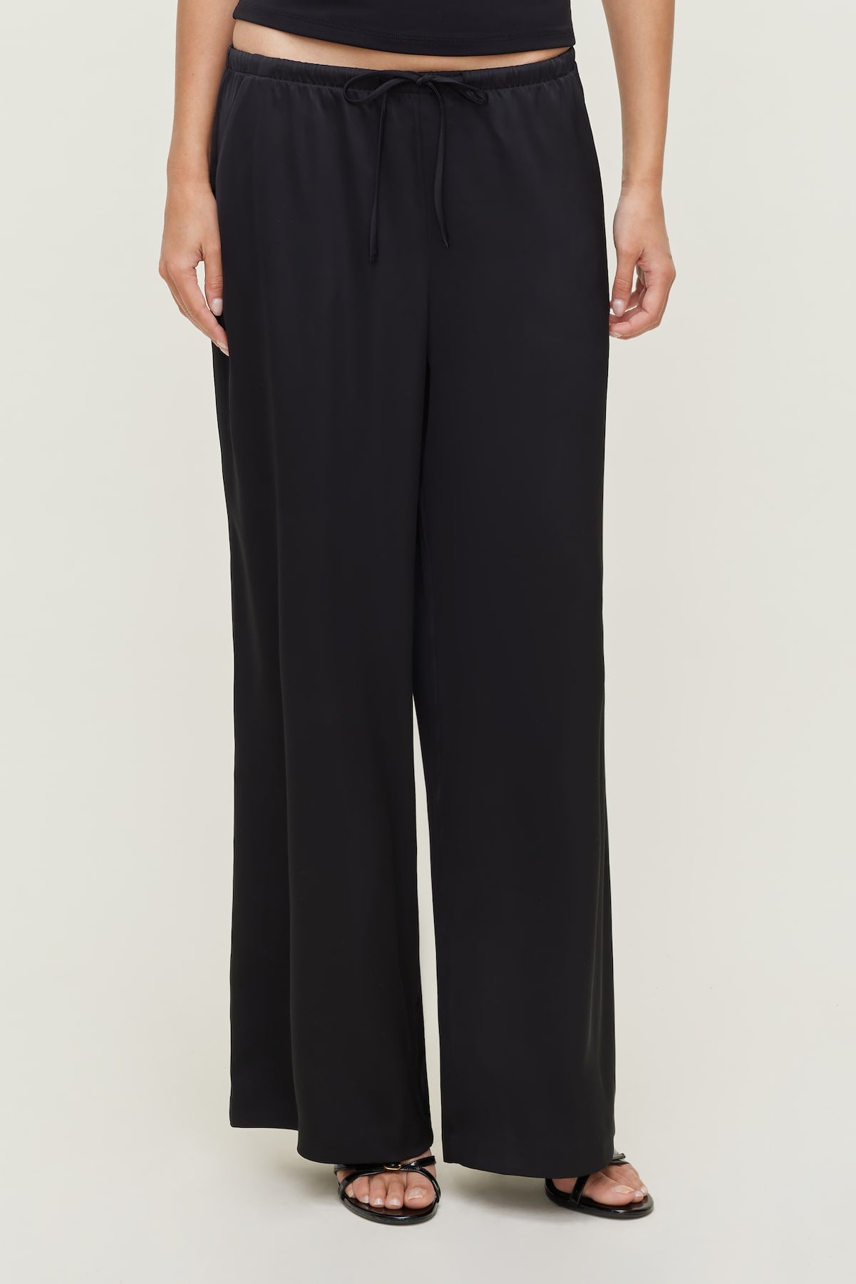 Leo Satin Wide Leg Pants Black - Dynamite