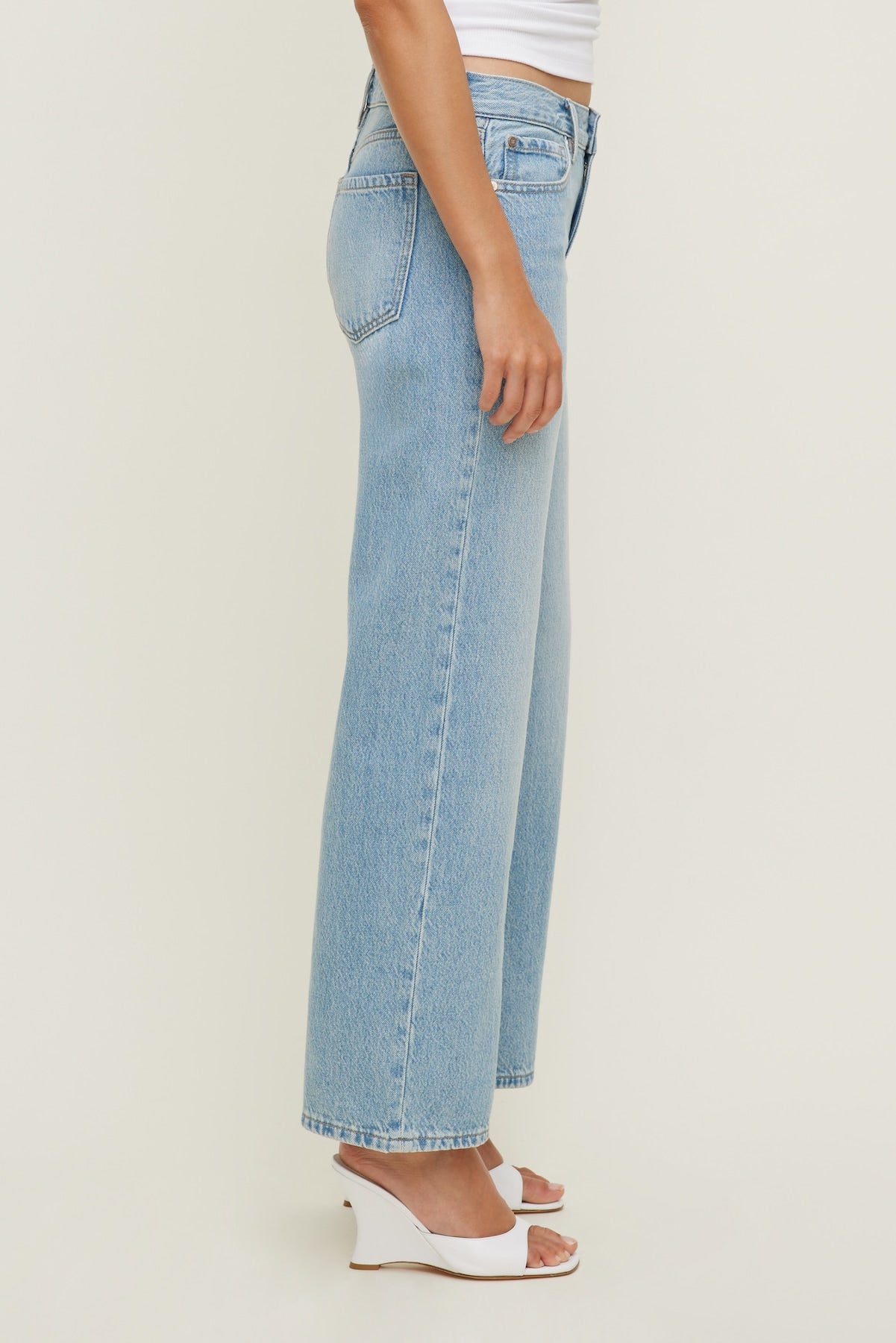 Low Rise Relaxed Straight Leg Jeans Blue - Dynamite
