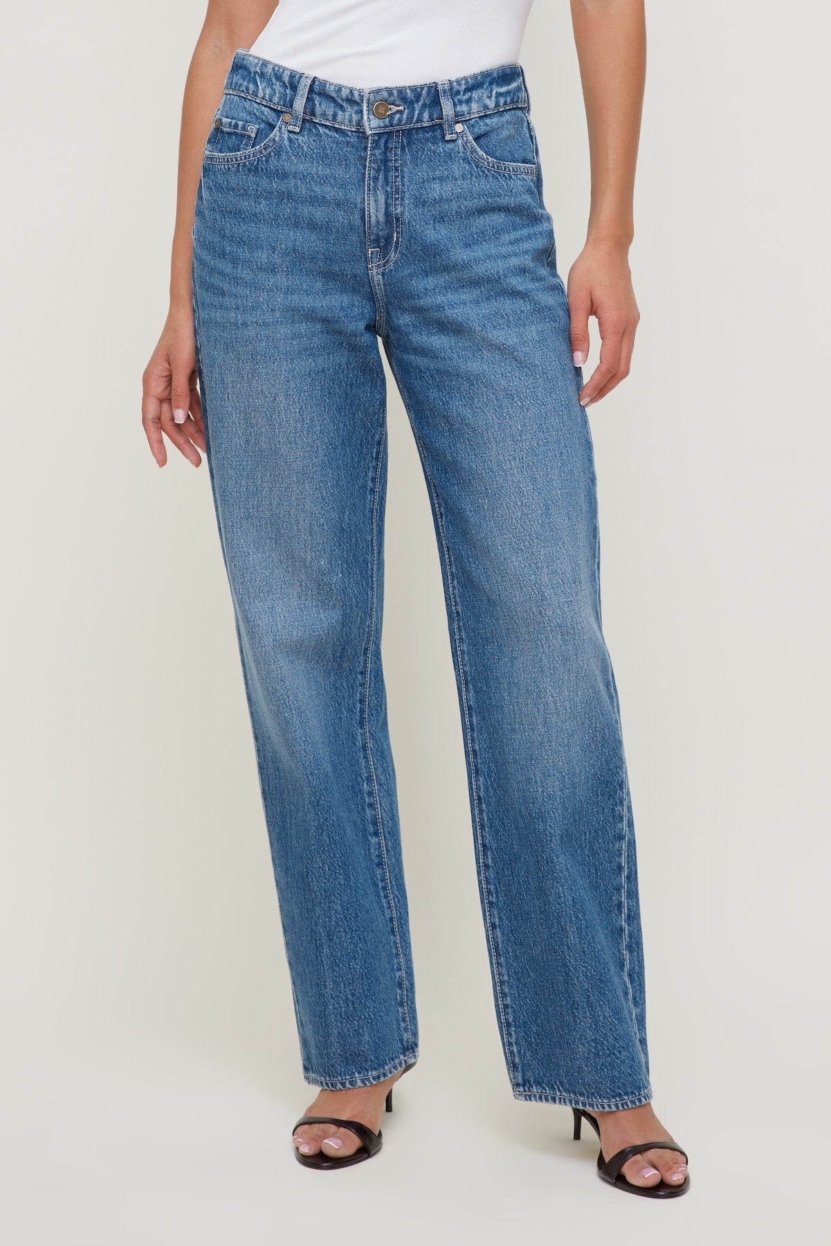 Mika Mid Rise Relaxed Straight Leg Jeans Blue - Dynamite