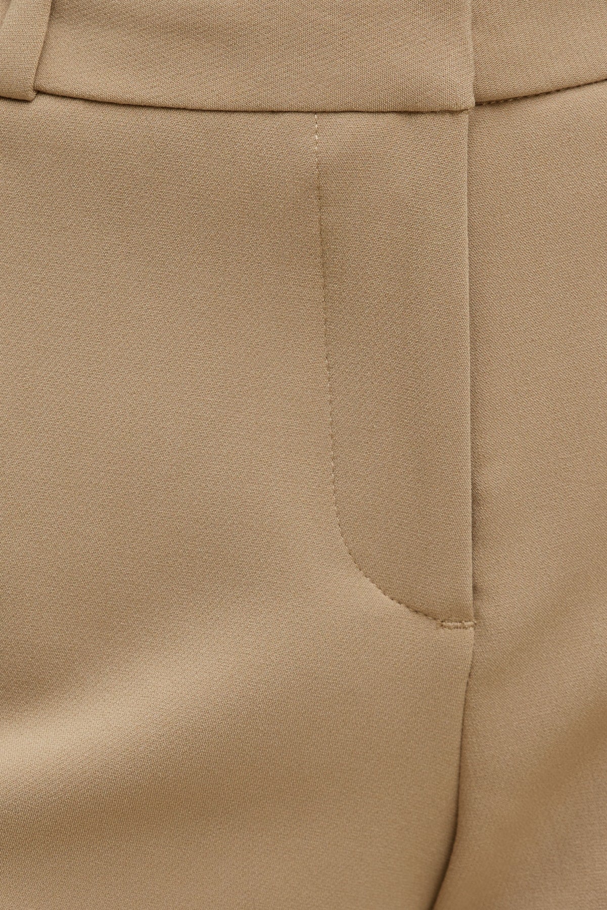 Clean Mini Shorts Beige - Dynamite