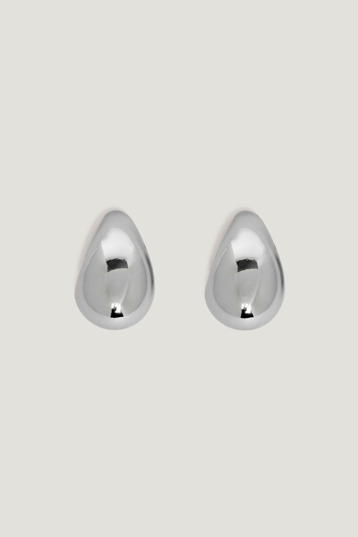 Mini Loop Teardrop Earrings Gray - Dynamite