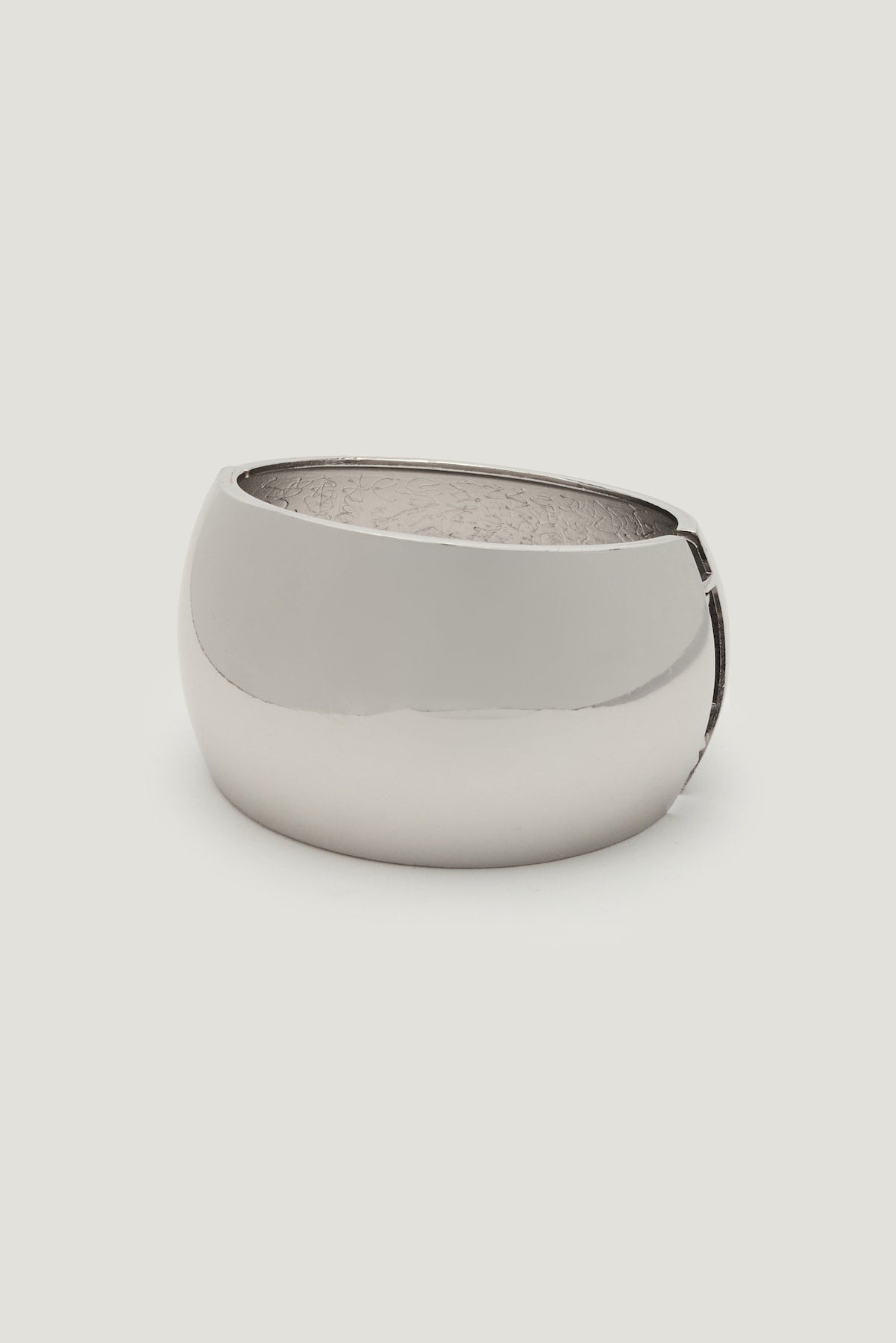 Oversized Chunky Snap Bangle Bracelet Gray - Dynamite