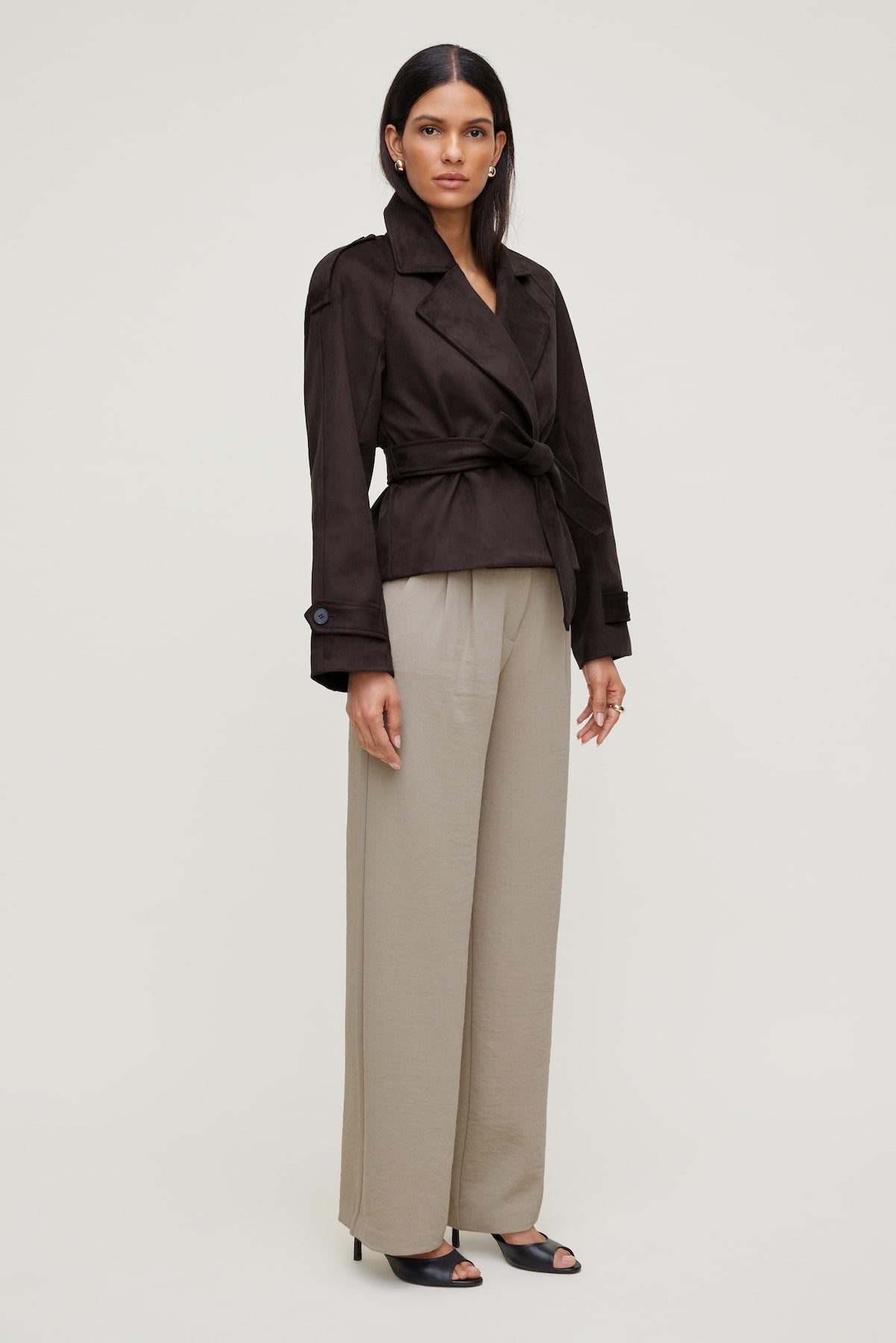 Alex Airflow Wide Leg Pants Beige - Dynamite