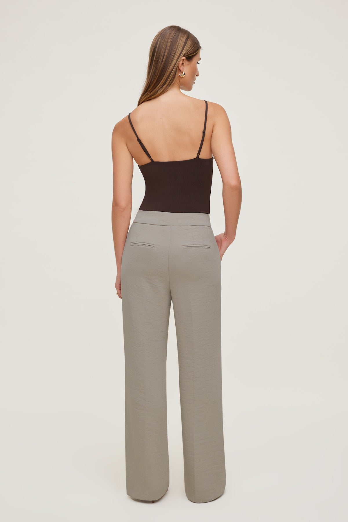 Yasmin Airflow Straight Leg Pants Beige - Dynamite