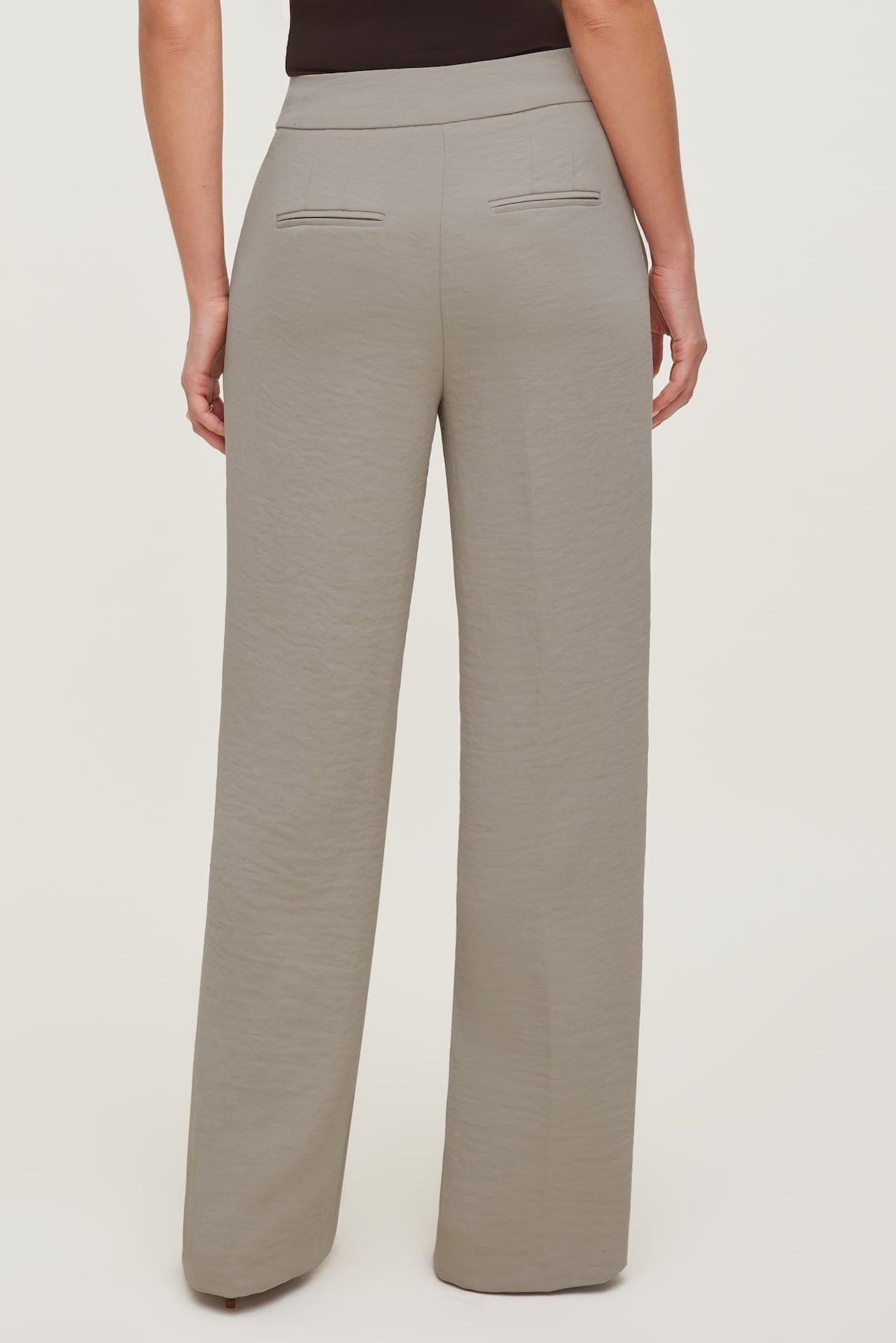 Yasmin Airflow Straight Leg Pants Beige - Dynamite