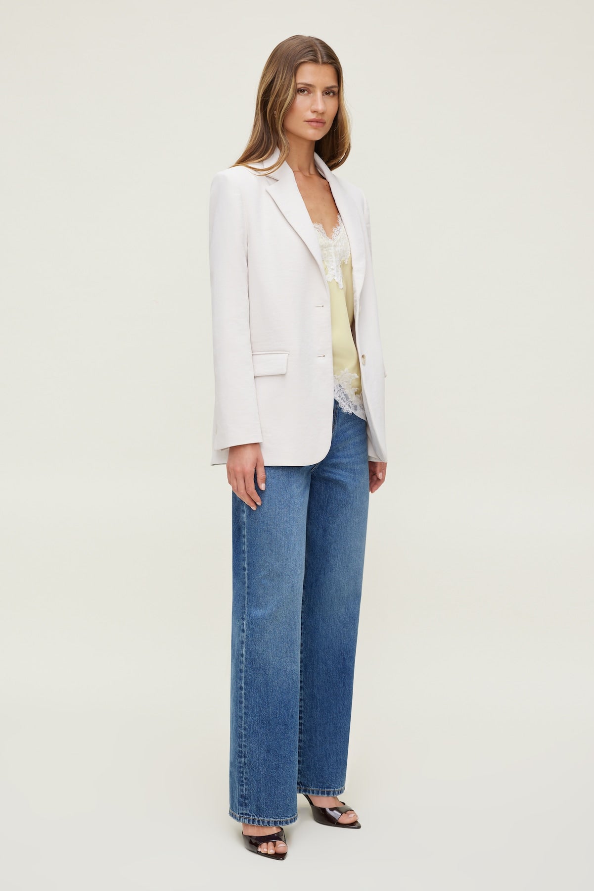 Airflow Relaxed Blazer Beige - Dynamite