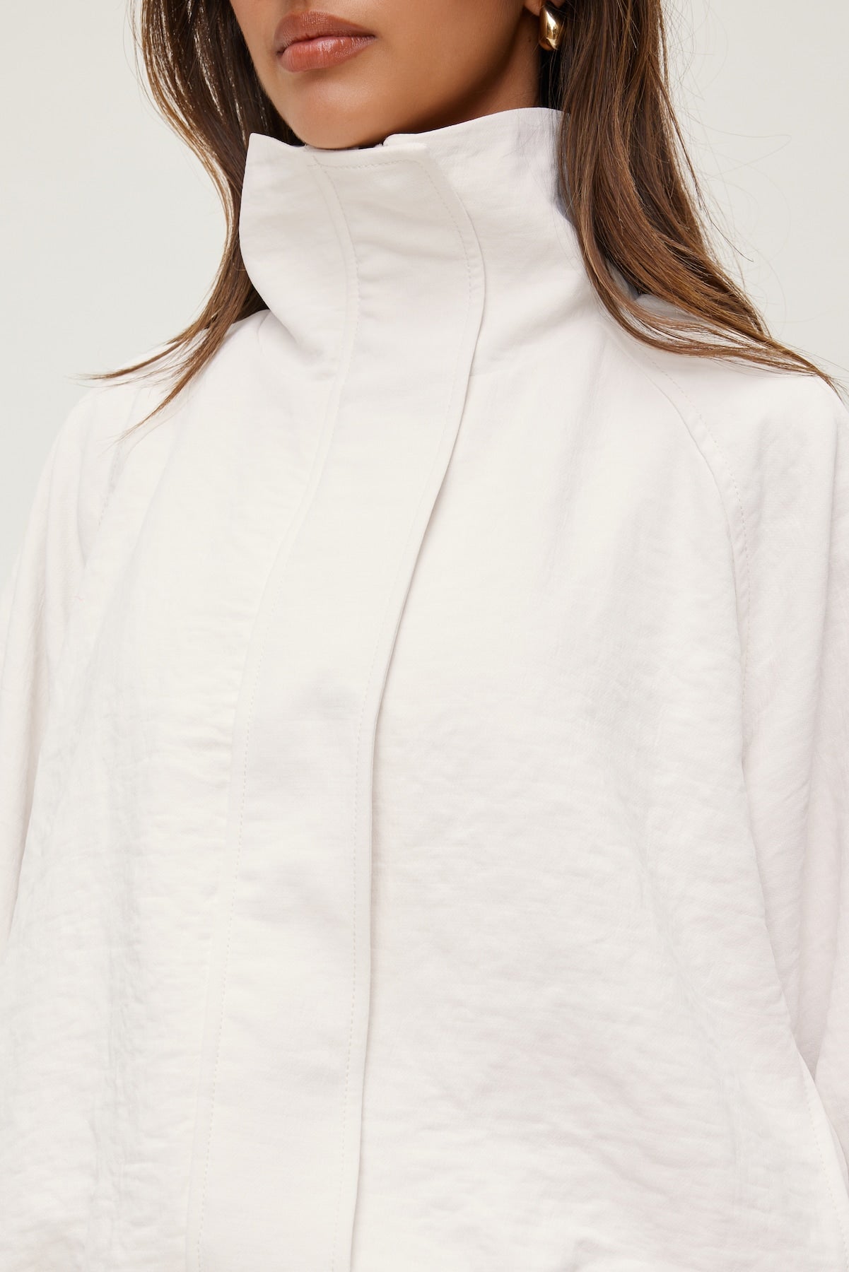 High Neck Airflow Anorak White - Dynamite