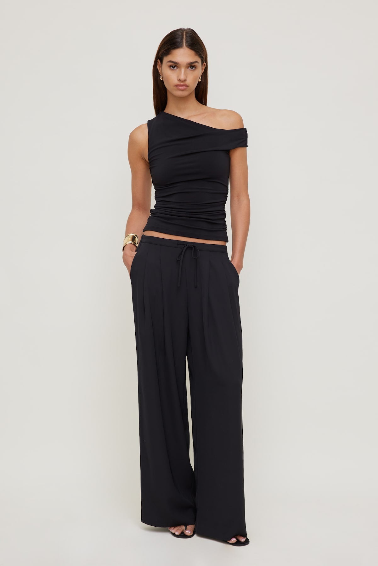 Sculpt Off Shoulder Top Black - Dynamite