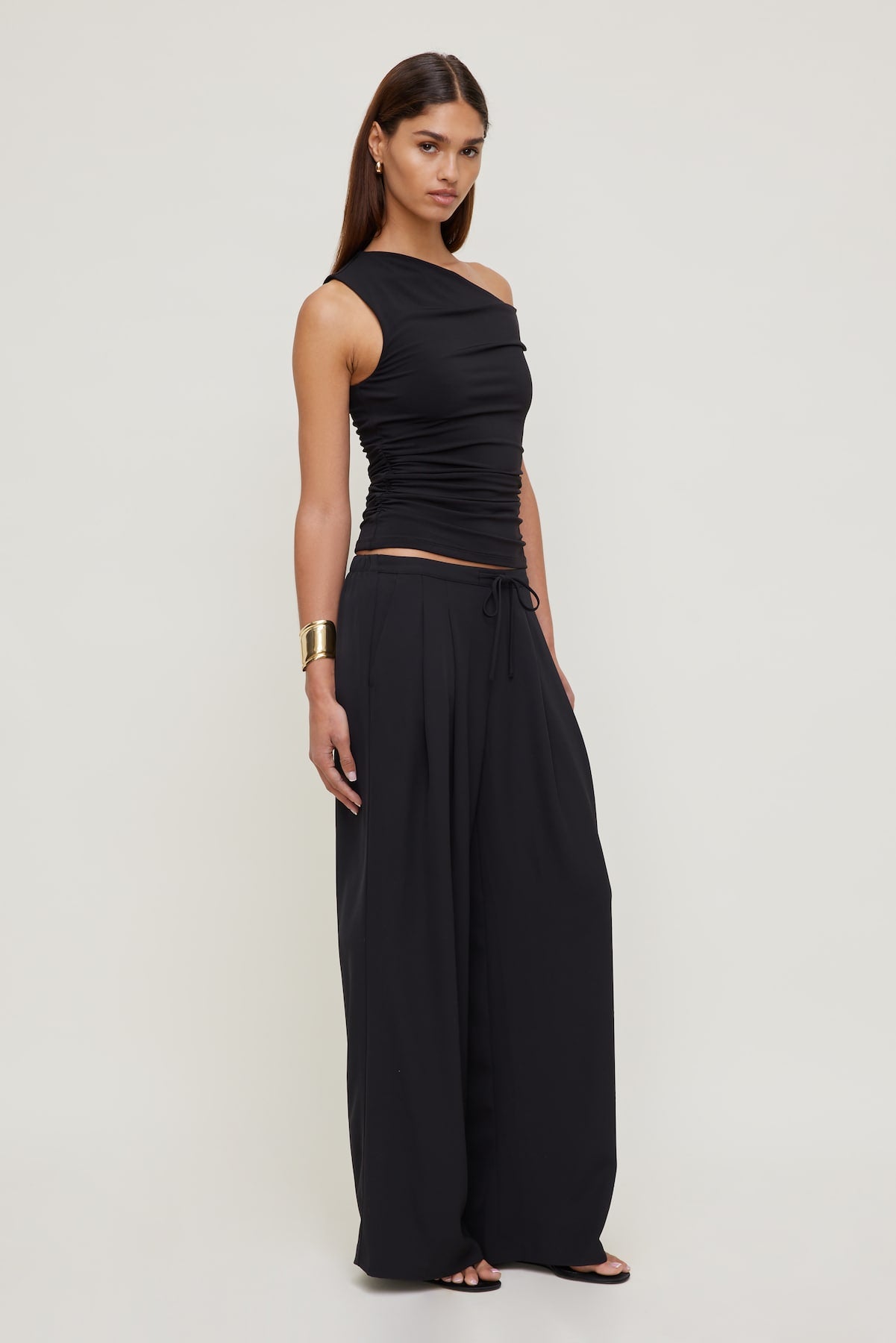 Sculpt Off Shoulder Top Black - Dynamite