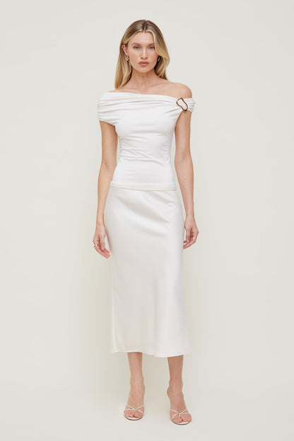 Sculpt Buckle Detail Top White - Dynamite