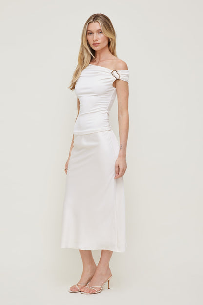 Sculpt Buckle Detail Top White - Dynamite