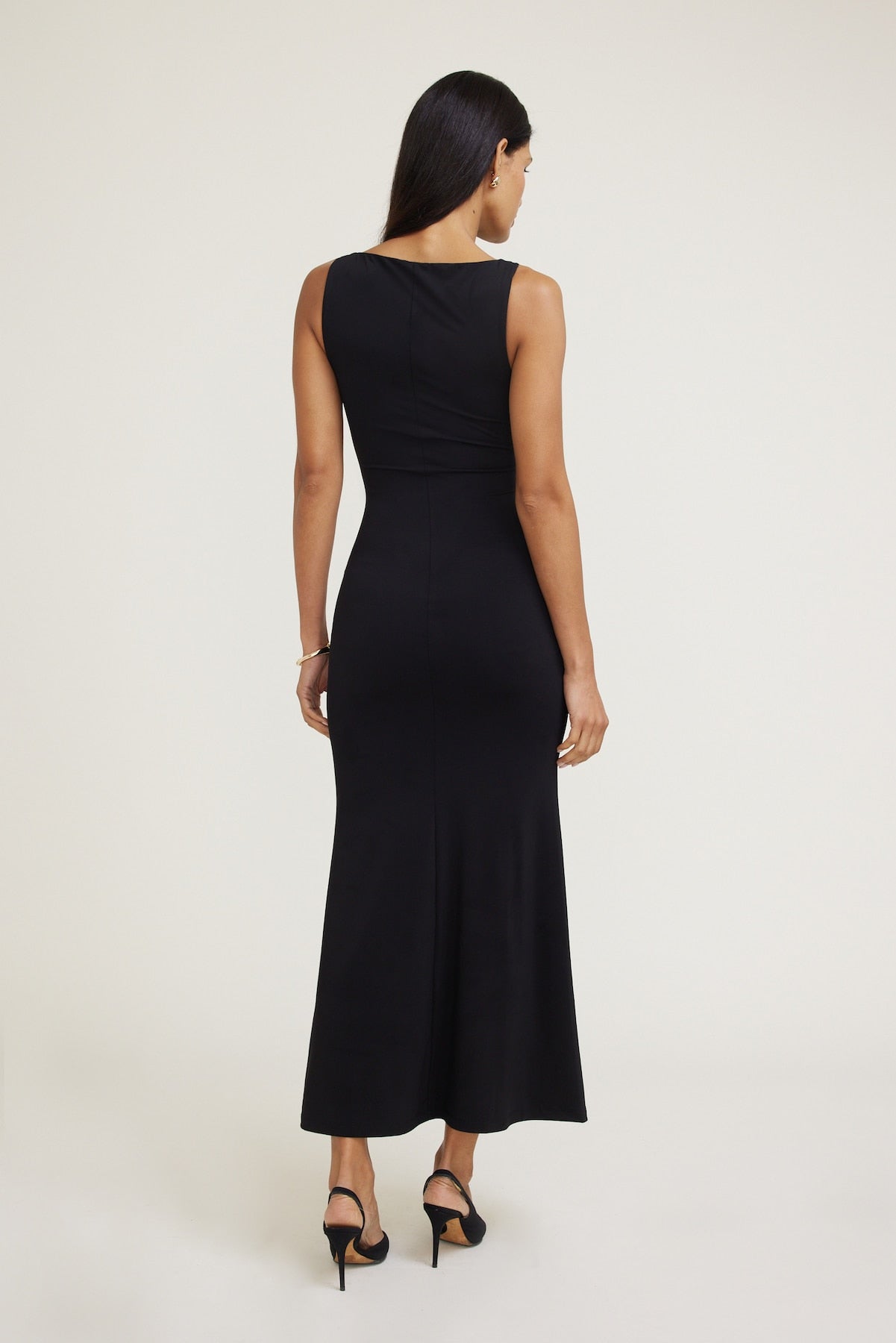 Sculpt Twisted Maxi Dress Black - Dynamite