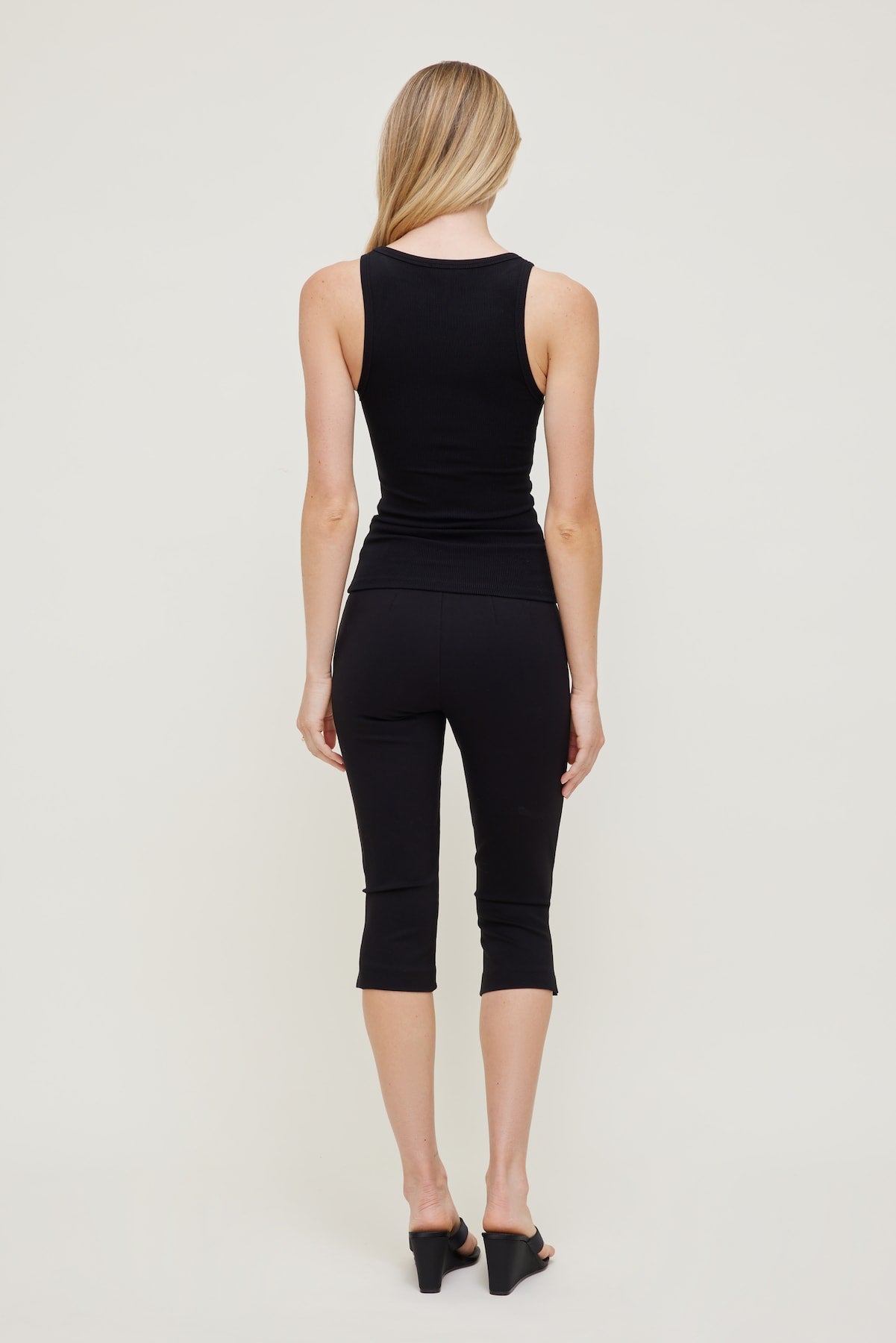 Ellie Ribbed Tank Top Black - Dynamite