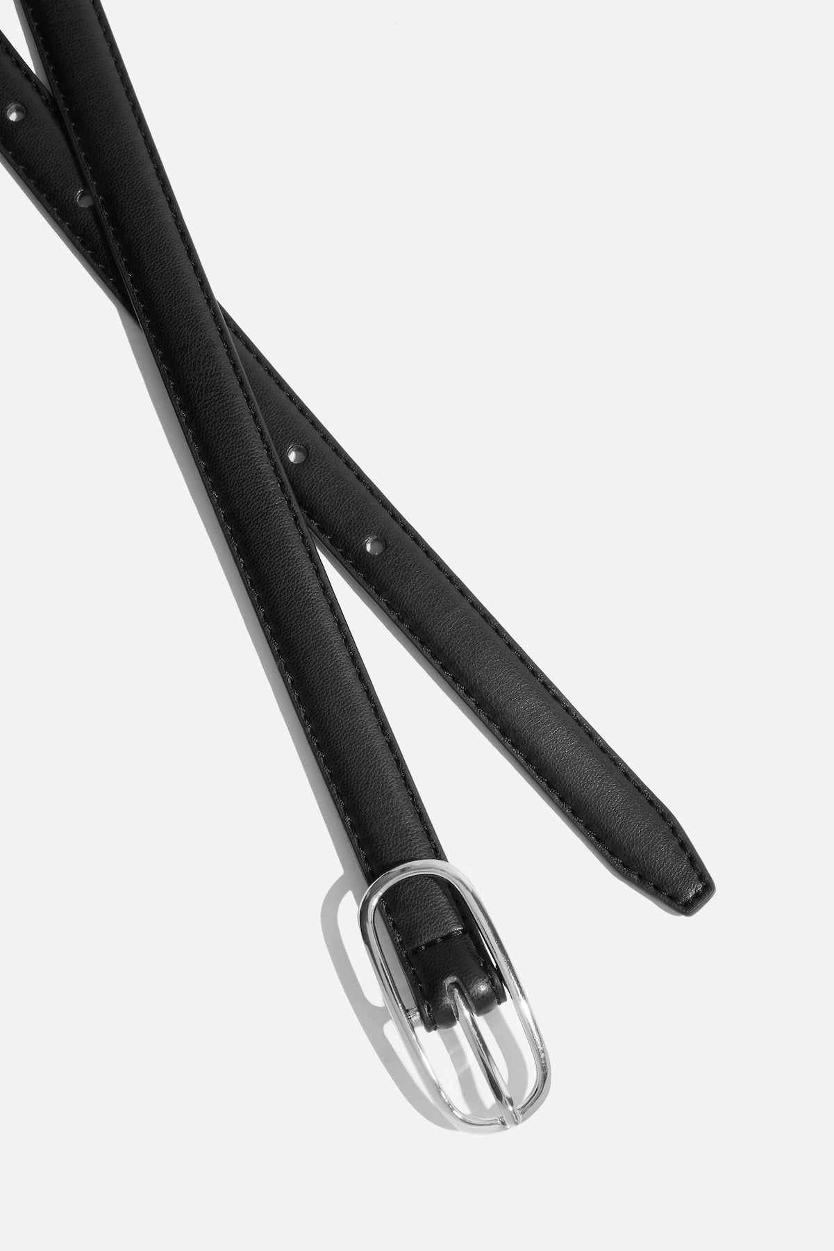 Oval Super Slim Faux Leather Belt Black - Dynamite
