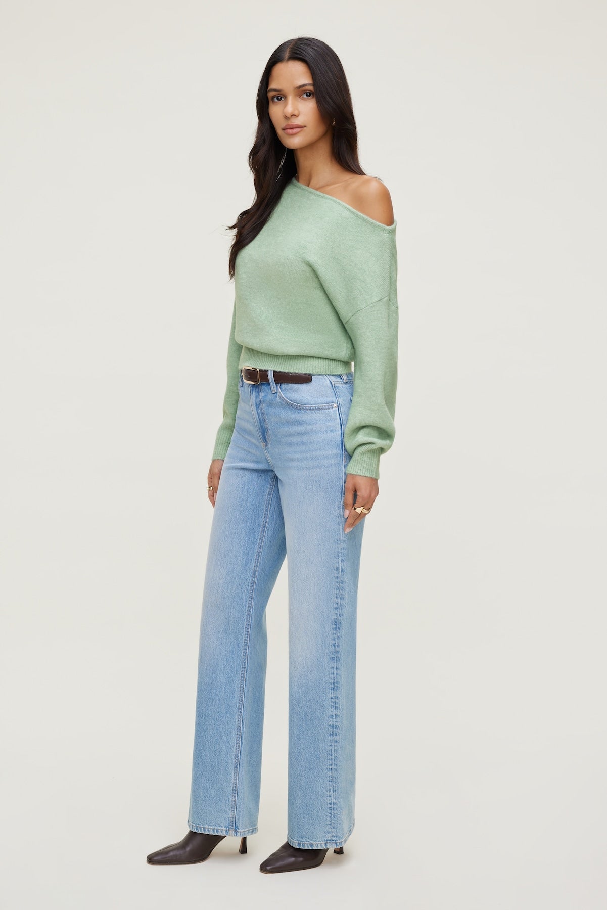 Lola Off Shoulder Sweater GREEN - Dynamite