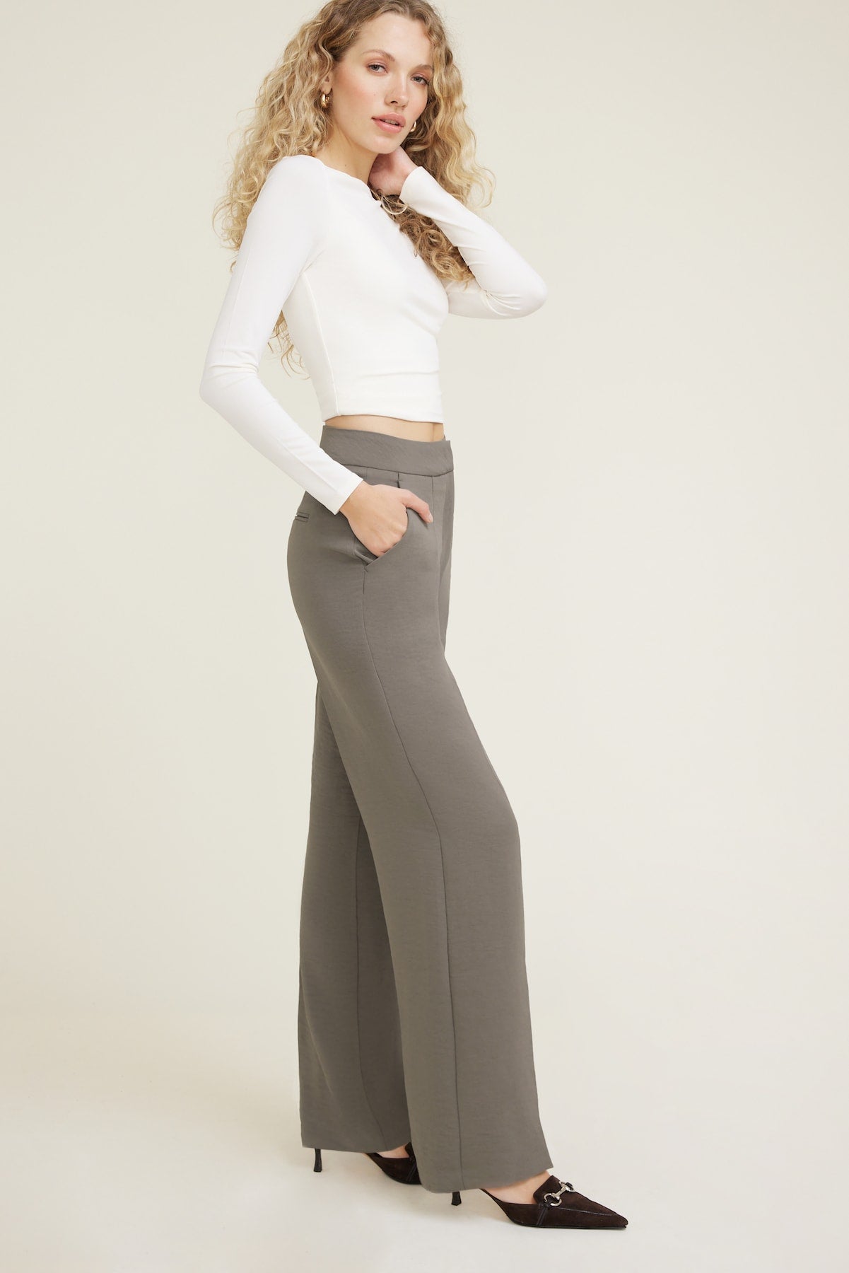 Yasmin Airflow Straight Leg Pants Brown - Dynamite