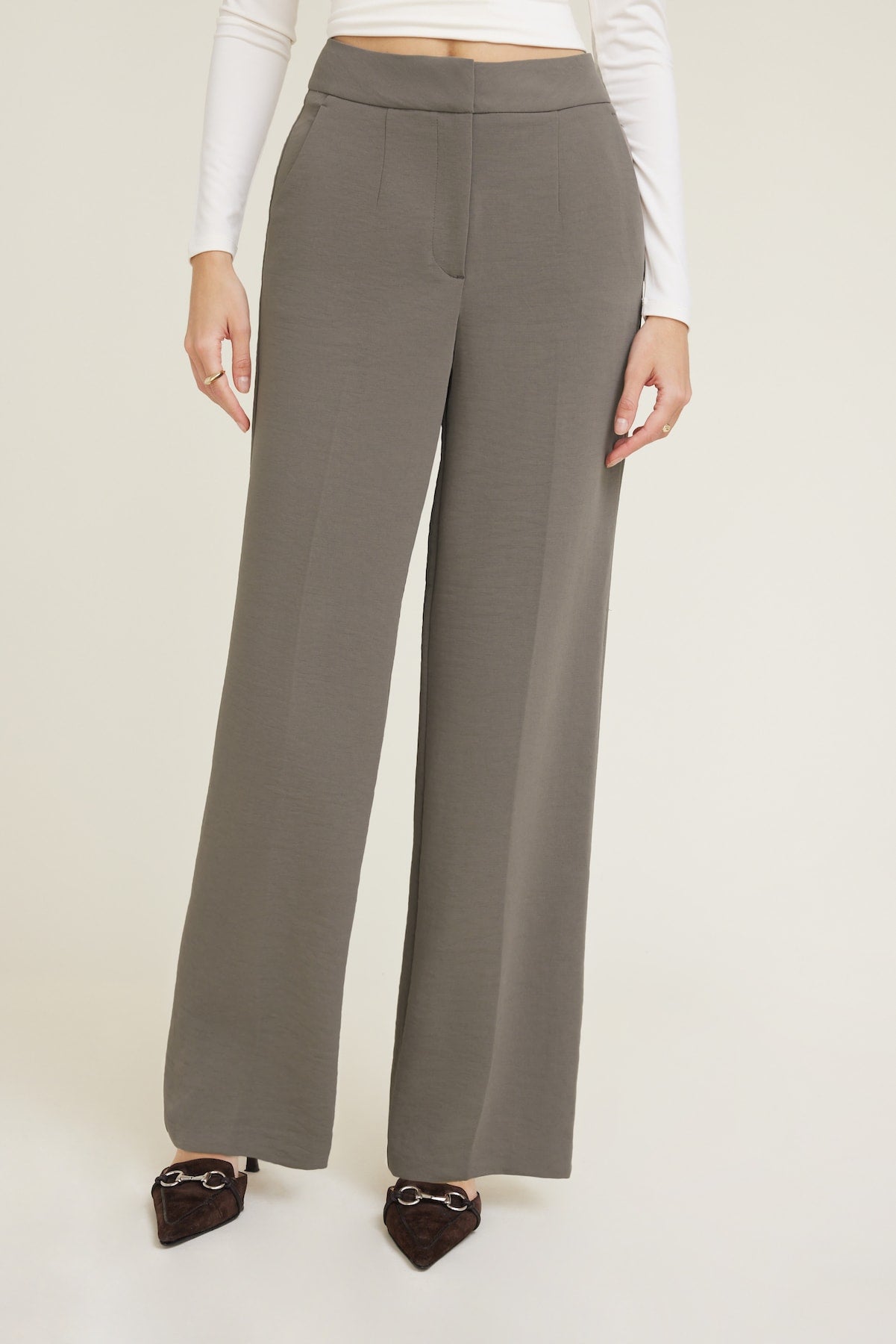 Yasmin Airflow Straight Leg Pants Brown - Dynamite