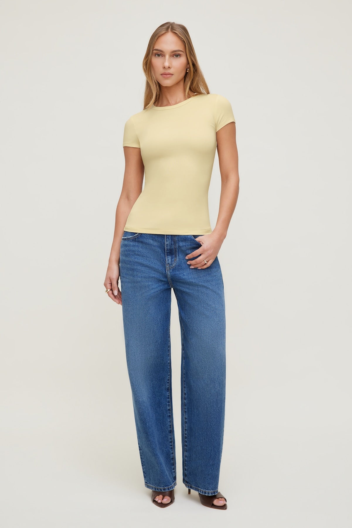 Rumi Crewneck T Shirt Yellow - Dynamite