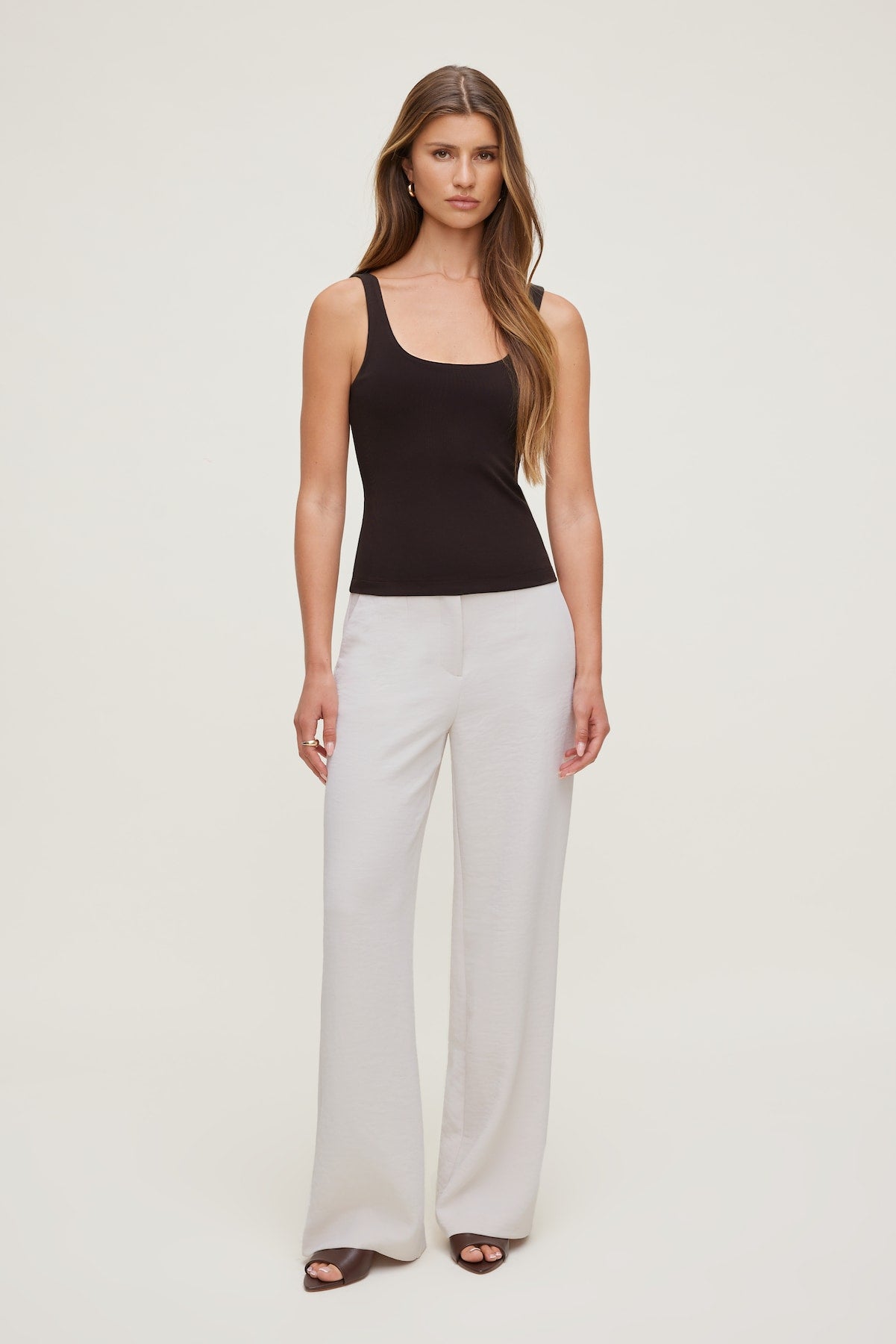 Scoop Neck Tank Top Brown - Dynamite