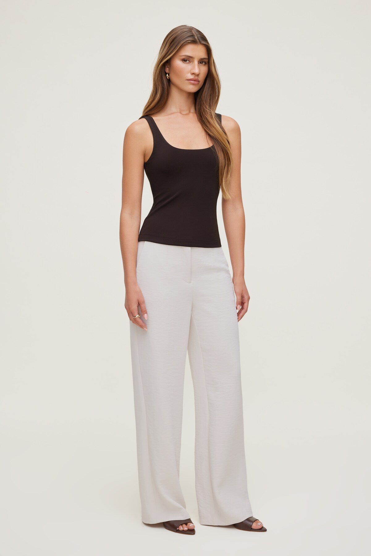 Scoop Neck Tank Top Brown - Dynamite