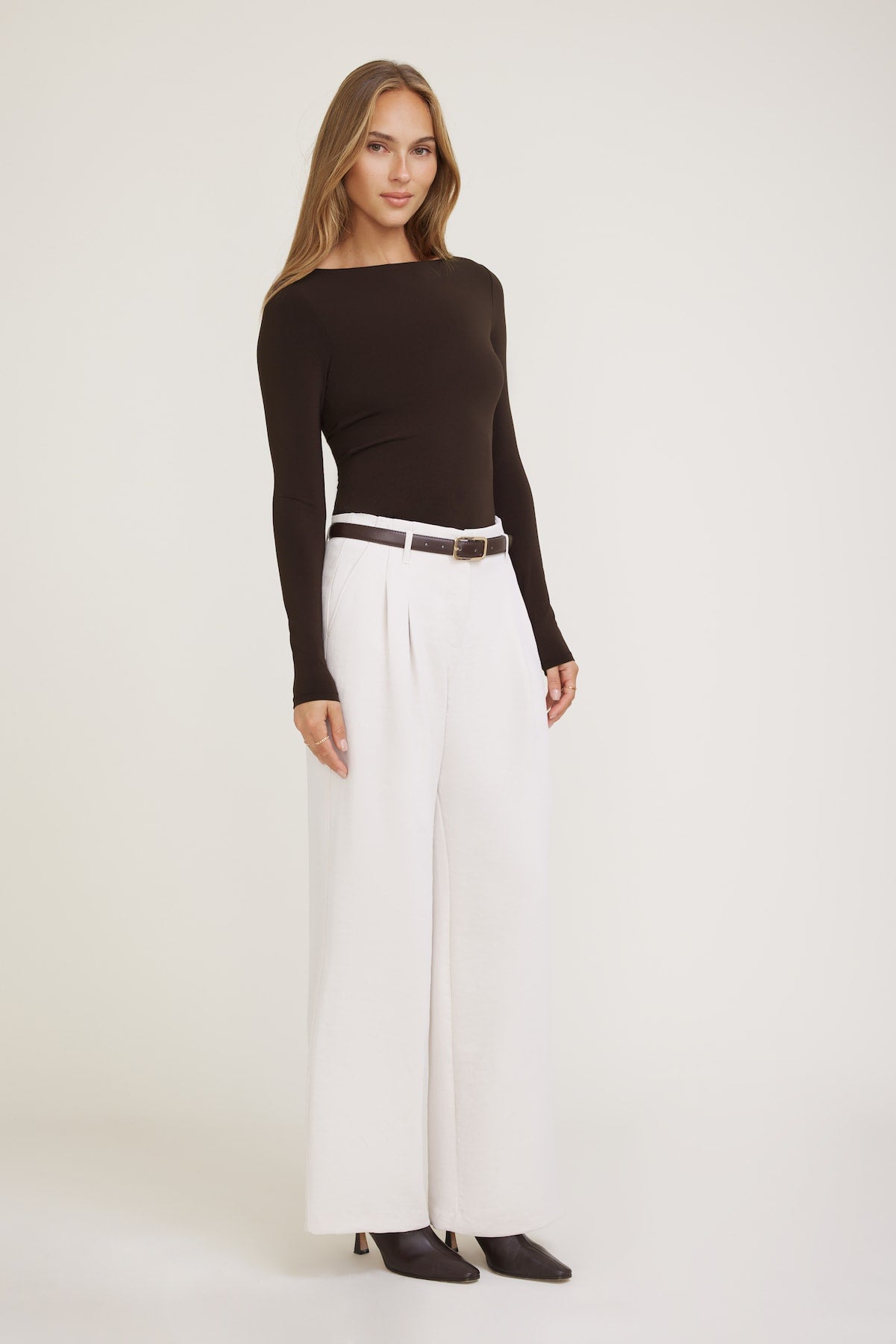 Nola Sculpt Long Sleeve Top Brown - Dynamite