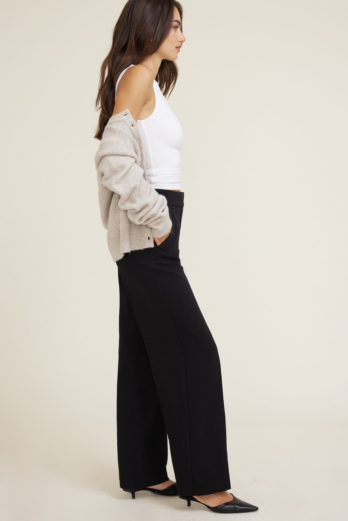Yasmin Airflow Straight Leg Pants Black - Dynamite