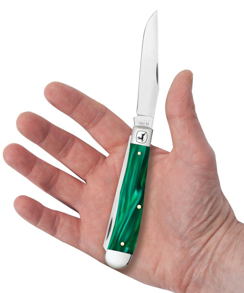Case Knives John Deere Smooth Green Pearl Kirinite® Trapper Knife